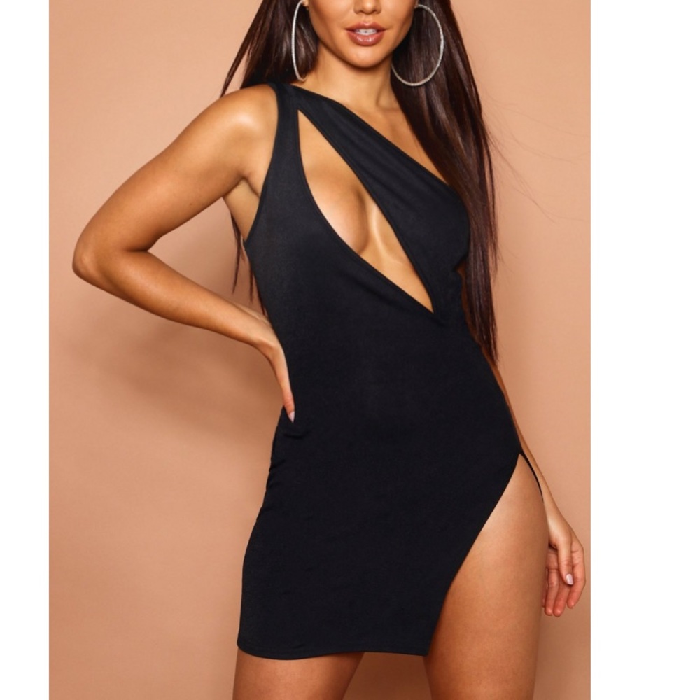 Cut Out One Shoulder Bodycon Dress